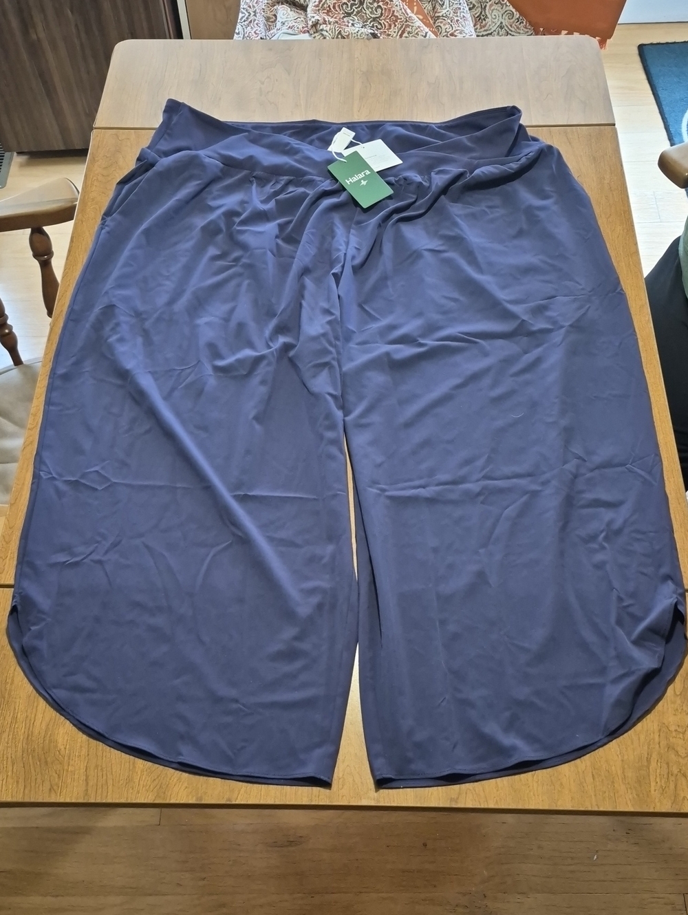 Womens Navy Wide-Leg Capri Pants